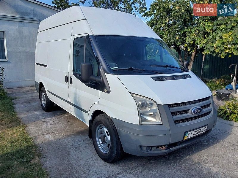 Ford Transit 2011