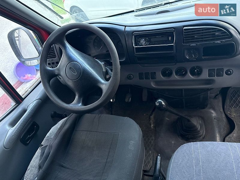 Вантажний фургон Ford Transit 1999 в Івано-Франківську