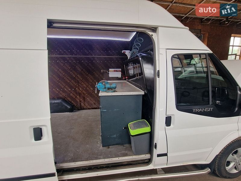 Грузовой фургон Ford Transit 2008 в Одессе