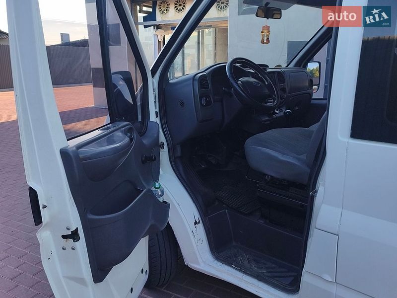 Микровэн Ford Transit 2004 в Сарнах