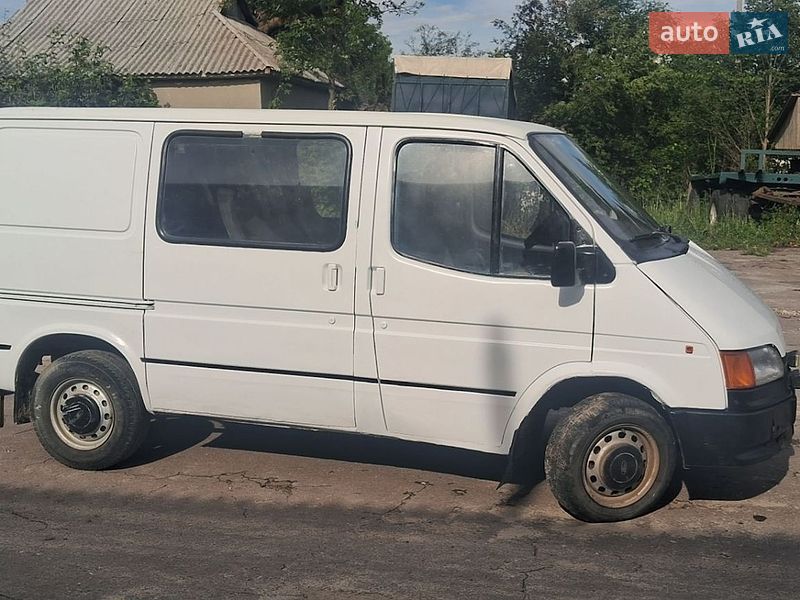 Минивэн Ford Transit 1997 в Шумске