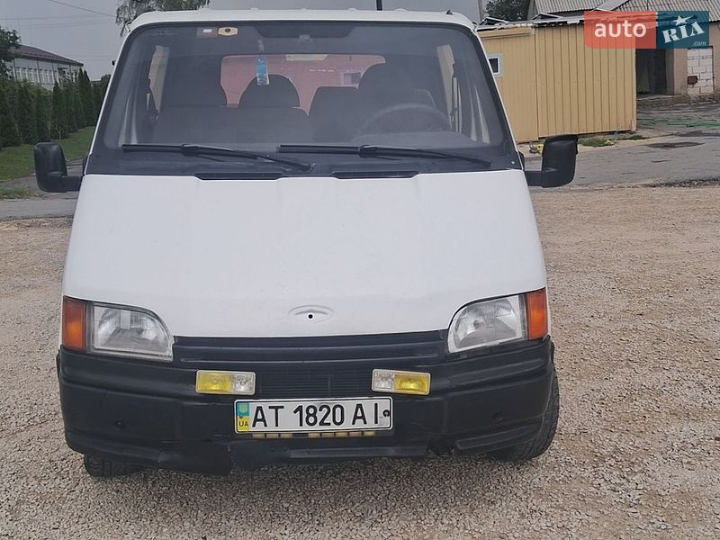 Минивэн Ford Transit 1997 в Шумске