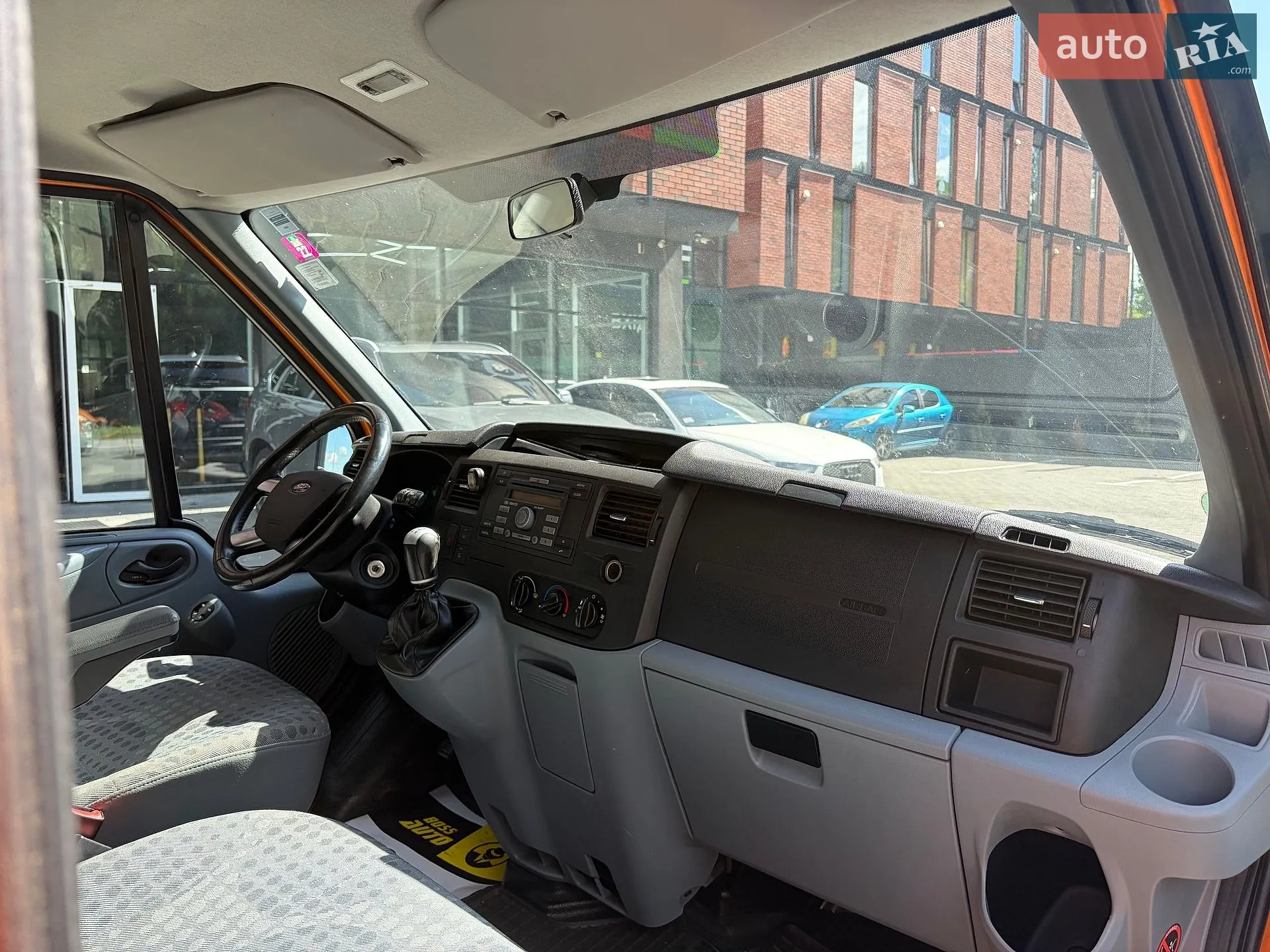 2011 Ford Transit Connect - мініатюра 25