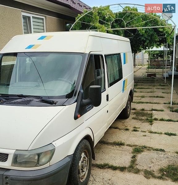 Вантажопасажирський фургон Ford Transit 2000 в Кельменцях