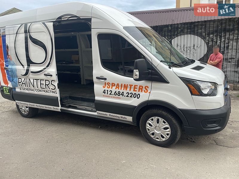 Вантажний фургон Ford Transit 2022 в Золочеві