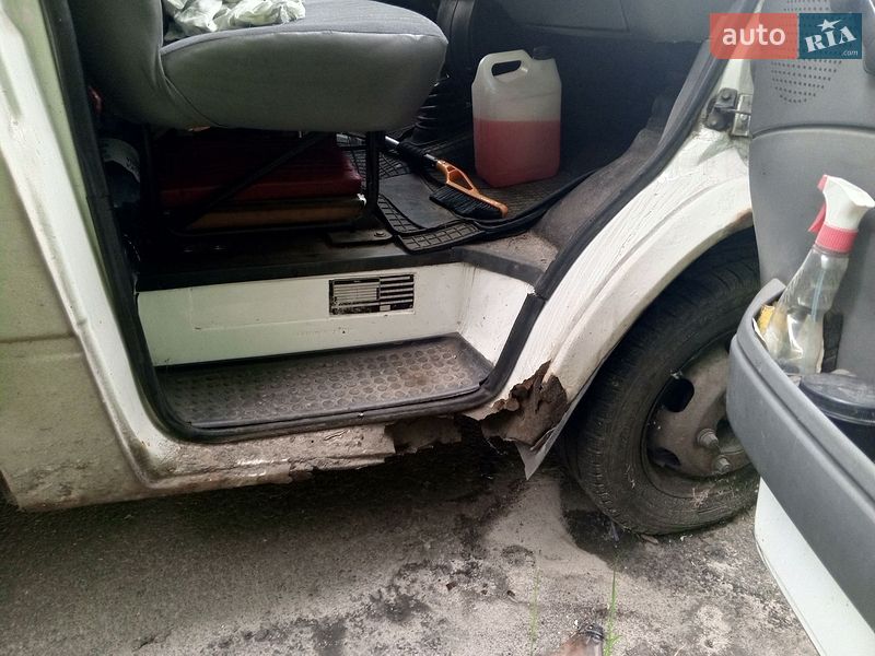 Тентований Ford Transit 1998 в Києві