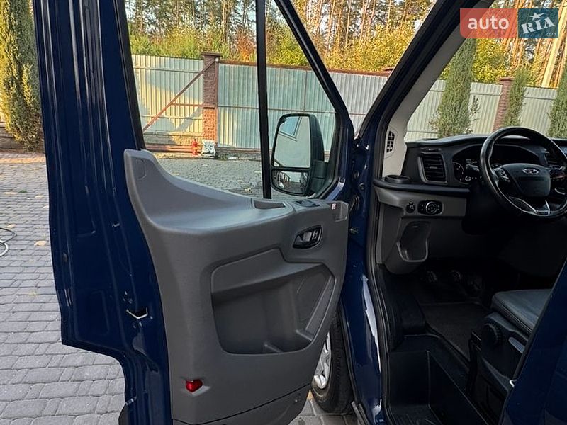 Грузовой фургон Ford Transit 2022 в Киеве