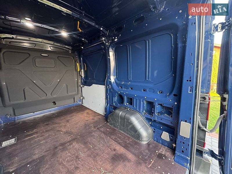 Грузовой фургон Ford Transit 2022 в Киеве