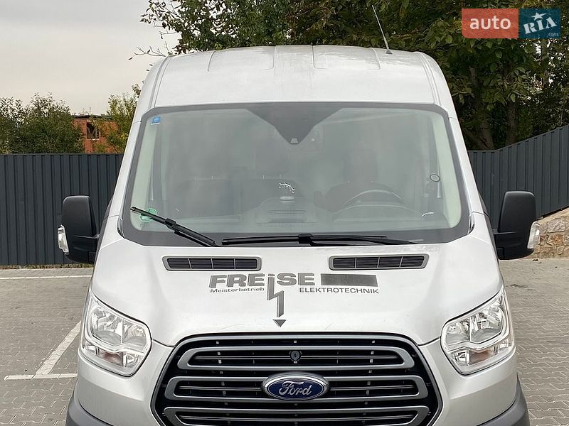 Вантажний фургон Ford Transit 2018 в Вінниці