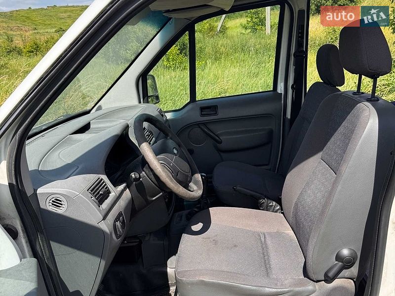 Вантажопасажирський фургон Ford Transit 2006 в Харкові