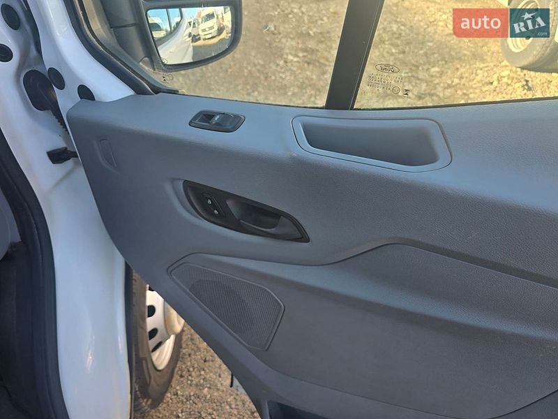 Борт Ford Transit 2018 в Стрые
