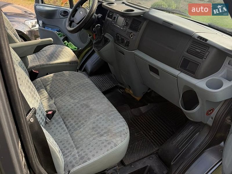 Минивэн Ford Transit 2008 в Буче