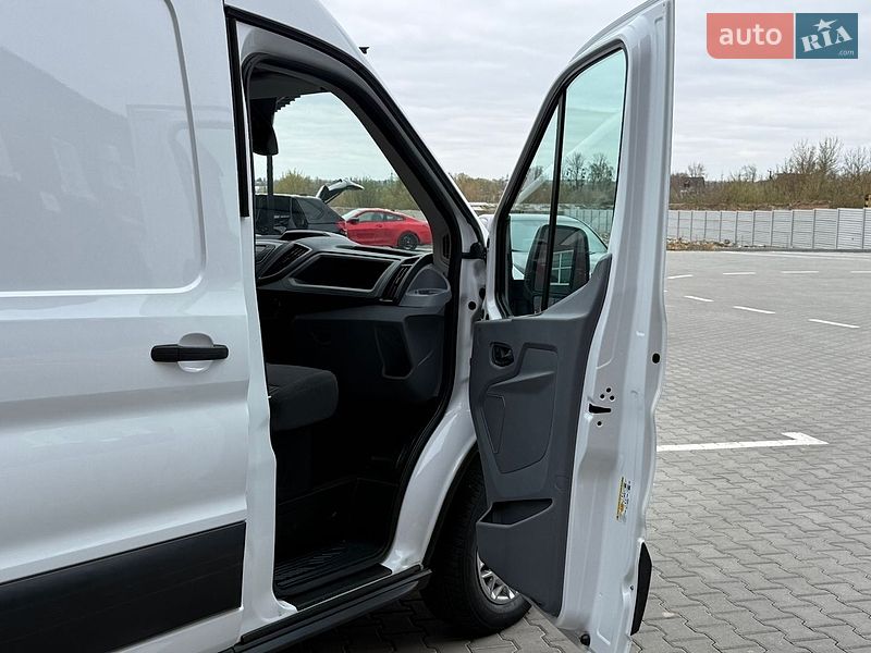 Грузовой фургон Ford Transit 2018 в Дубно