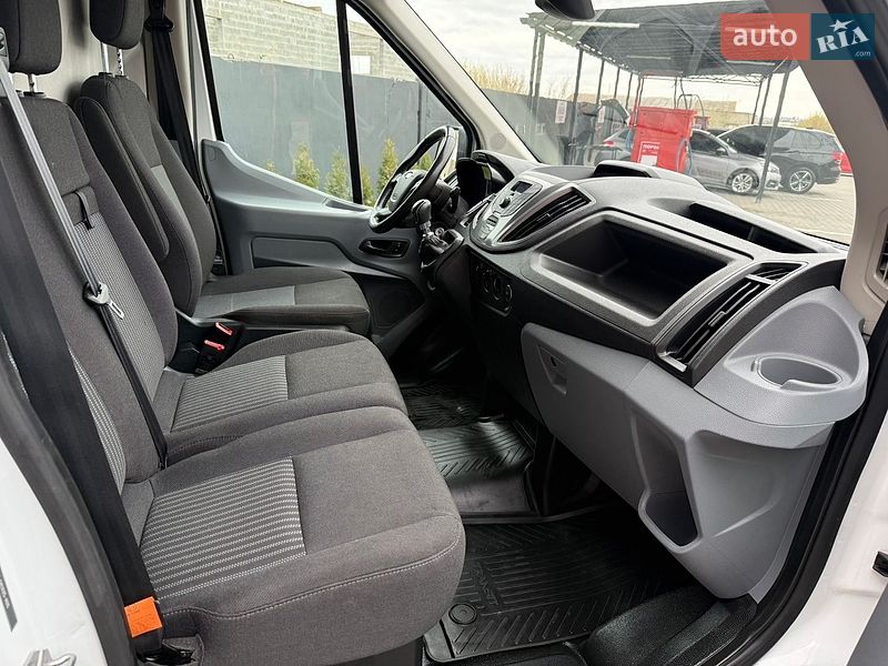 Грузовой фургон Ford Transit 2018 в Дубно