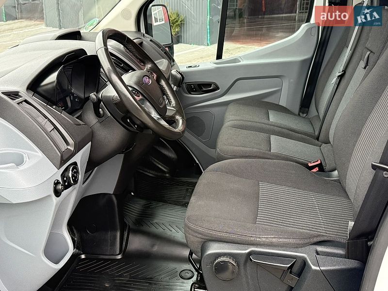 Грузовой фургон Ford Transit 2018 в Дубно