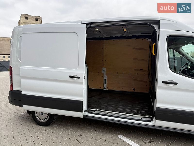 Грузовой фургон Ford Transit 2018 в Дубно