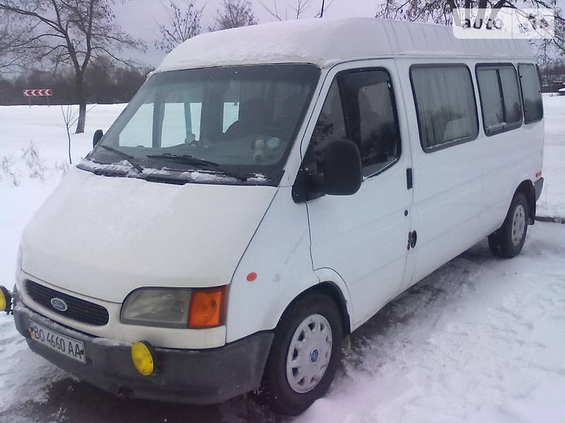 Другие автобусы Ford Transit 1996 в Вараше