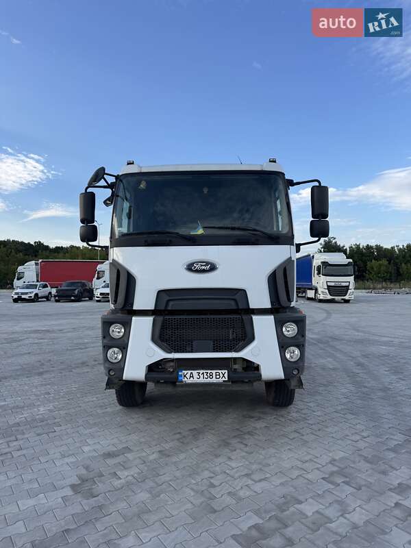 Самосвал Ford Trucks 2021 в Дубно