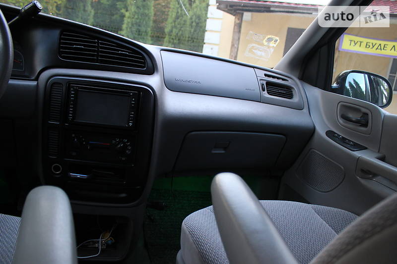 Мінівен Ford Windstar 2003 в Луцьку