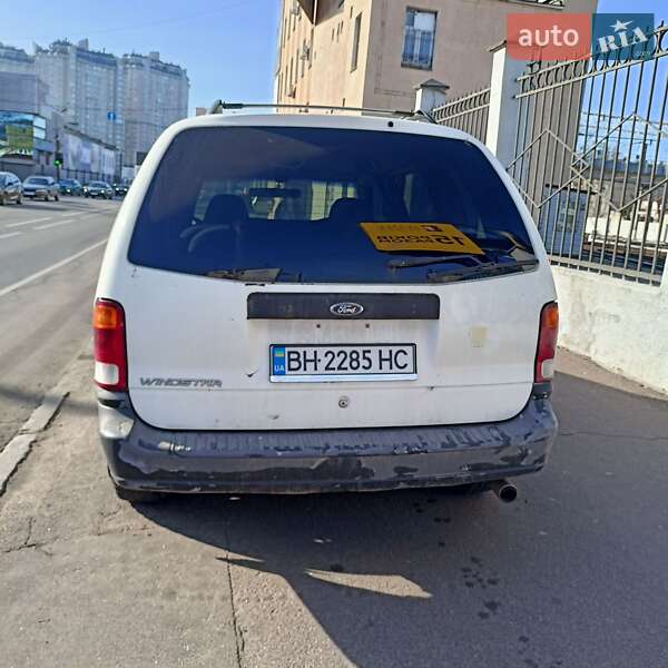 Минивэн Ford Windstar 2001 в Одессе