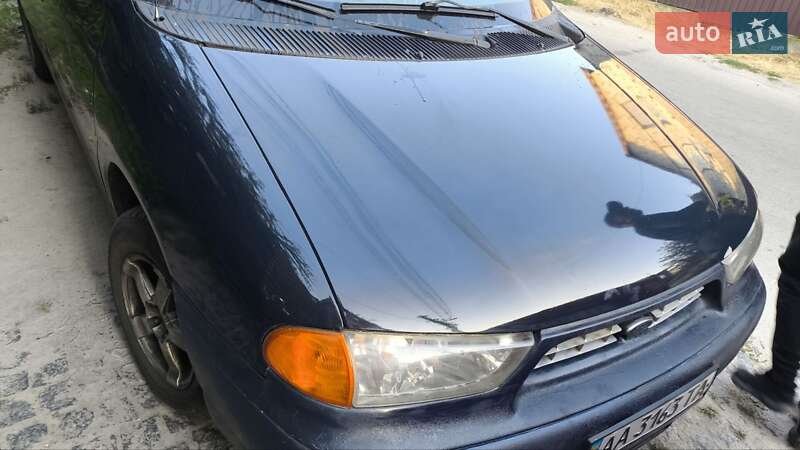Минивэн Ford Windstar 1998 в 
