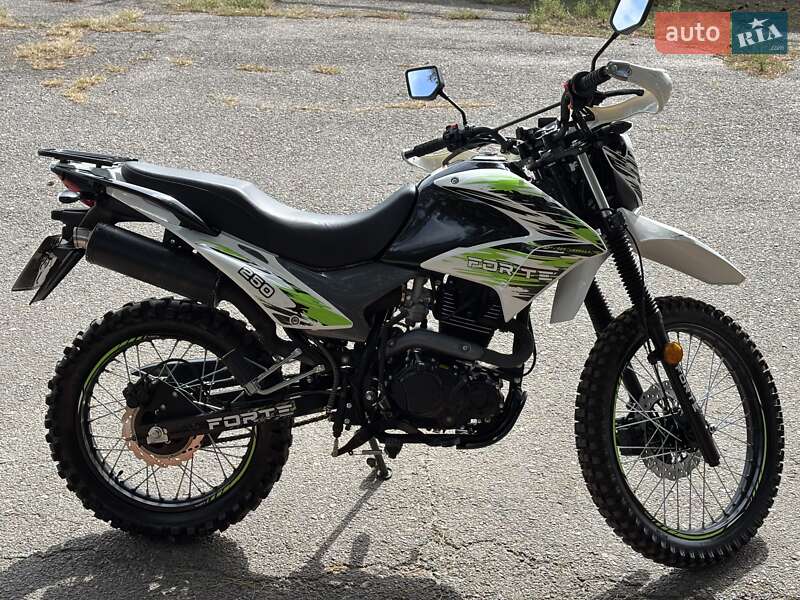 Мотоцикл Багатоцільовий (All-round) Forte Cross 250 2023 в Ромнах