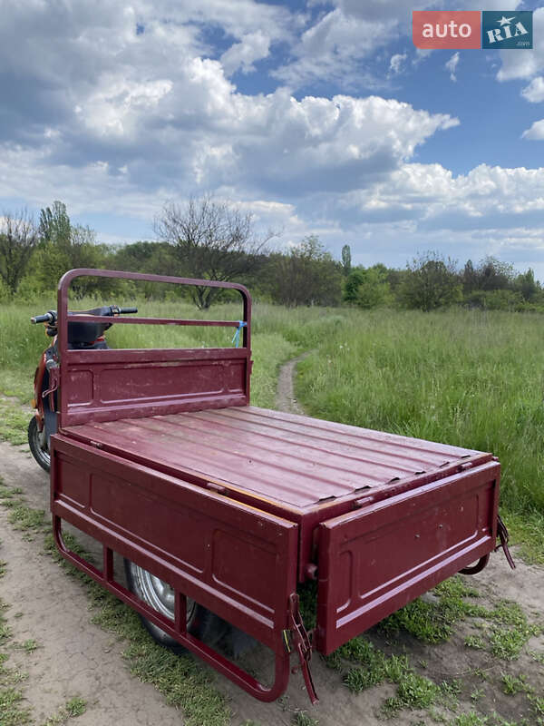 Грузовые трициклы Foton Five Star 2009 в Кременчуге