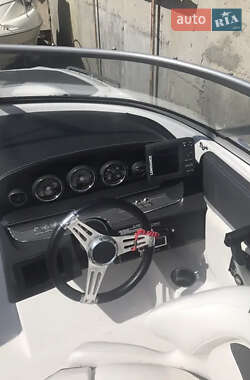 Катер Four Winns F224 2011 в Кривом Роге