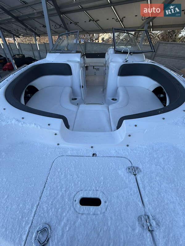 Катер Four Winns F224 2011 в Кривом Роге
