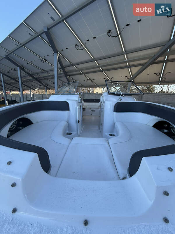 Катер Four Winns F224 2011 в Кривом Роге