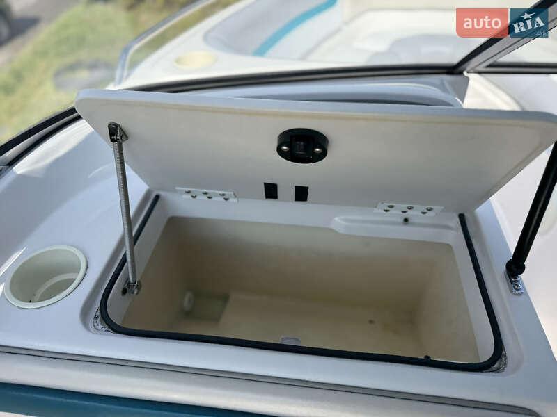 Катер Four Winns H210 1993 в Вінниці