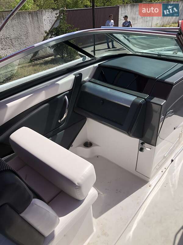 Катер Four Winns SL 2012 в Киеве фото 8 Катер Four Winns SL 2012 в Киеве