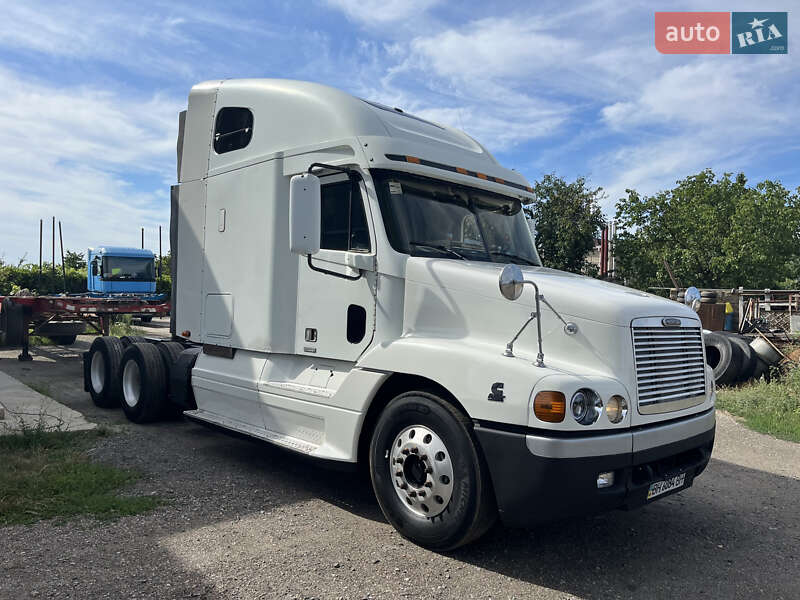 Тягач Freightliner Century 2000 в Одесі