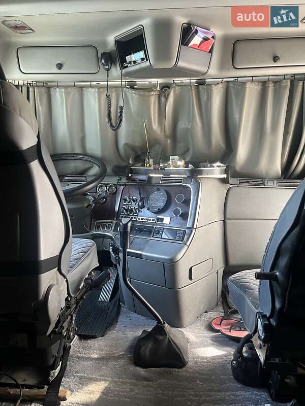 Тягач Freightliner Century 2000 в Одесі