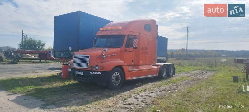Тягач Freightliner Century 2003 в Калиновке