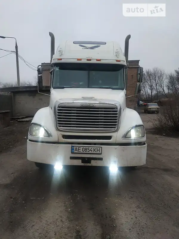Freightliner Columbia 2003