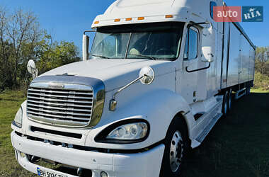 Контейнеровоз Freightliner Columbia 2003 в Арбузинці