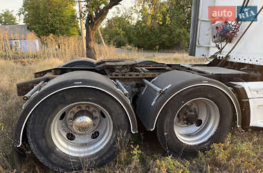 Контейнеровоз Freightliner Columbia 2003 в 