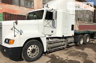 Тягач Freightliner FLD 2000 в 