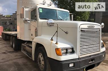 Тягач Freightliner FLD 2000 в 