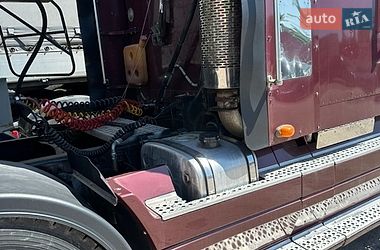 Тягач Freightliner FLD 2003 в Ровно