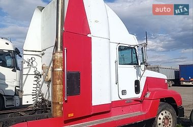 Тягач Freightliner FLD 2001 в Ровно