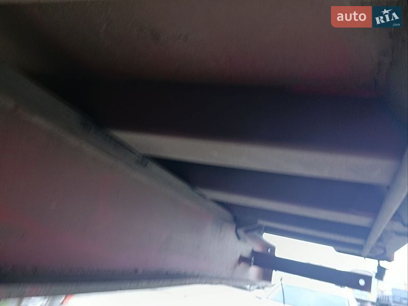 Тягач Freightliner FLD 2001 в Ровно