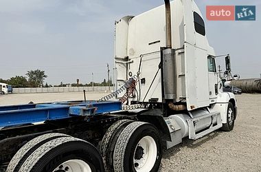 Тягач Freightliner FLD 2001 в Одессе