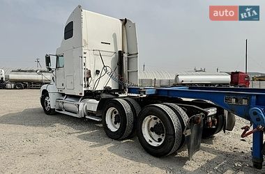 Тягач Freightliner FLD 2001 в Одессе