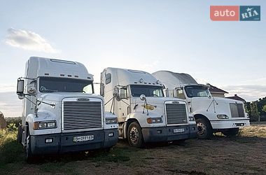 Тягач Freightliner FLD 2001 в Одессе