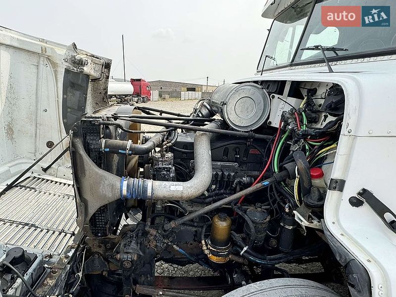 Тягач Freightliner FLD 2001 в Одесі