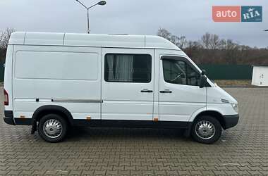 Грузопассажирский фургон Freightliner Sprinter 2005 в Калуше