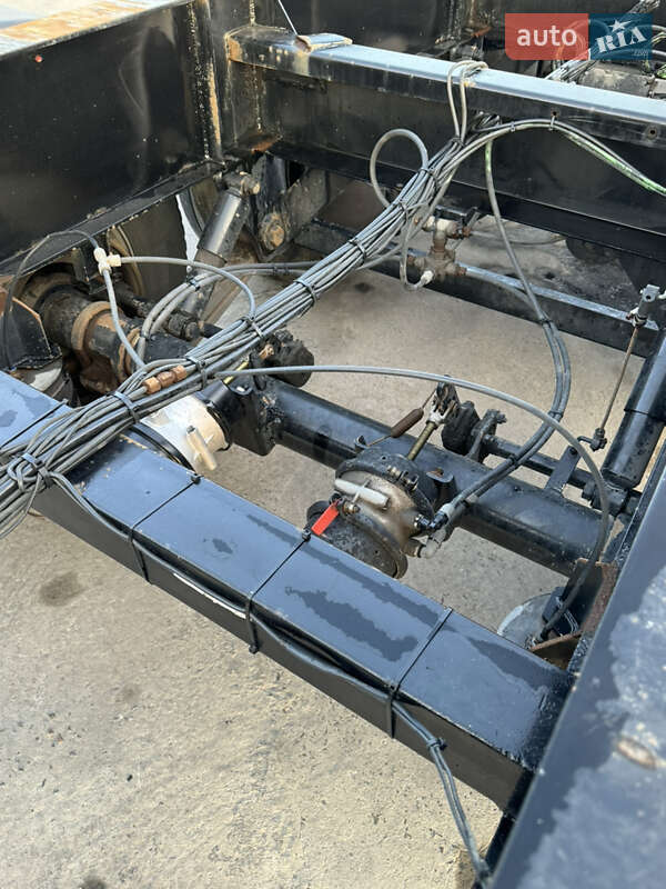 Контейнеровоз полуприцеп Frejat ST 1997 в Одессе