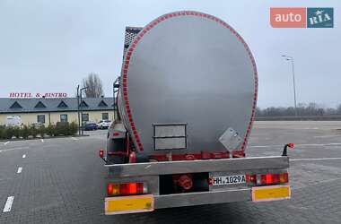 Бітумовоз Fruehauf Crane 1998 в Вінниці